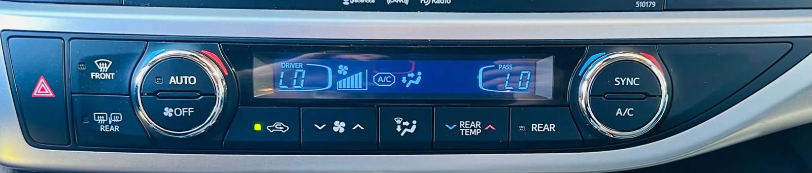 Used 2018 Toyota Highlander XLE image 16