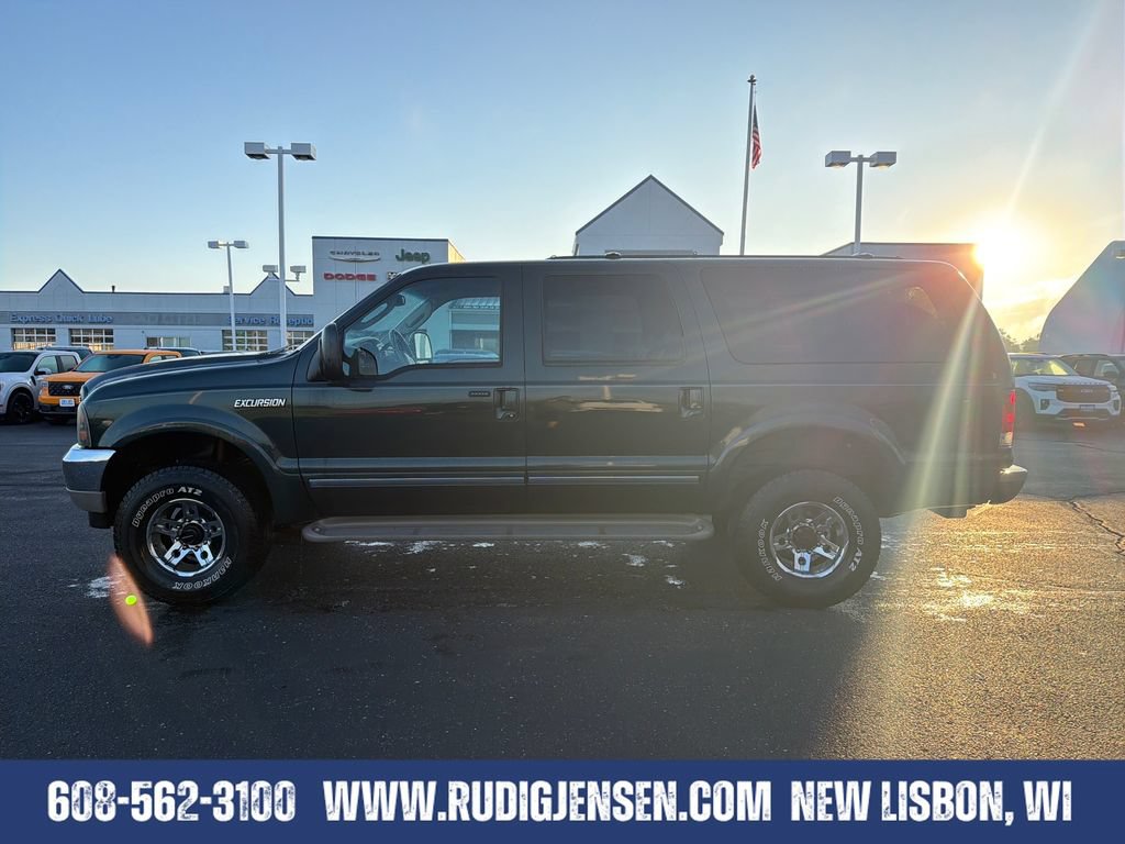 Used 2003 Ford Excursion Limited AWD/4WD image 2