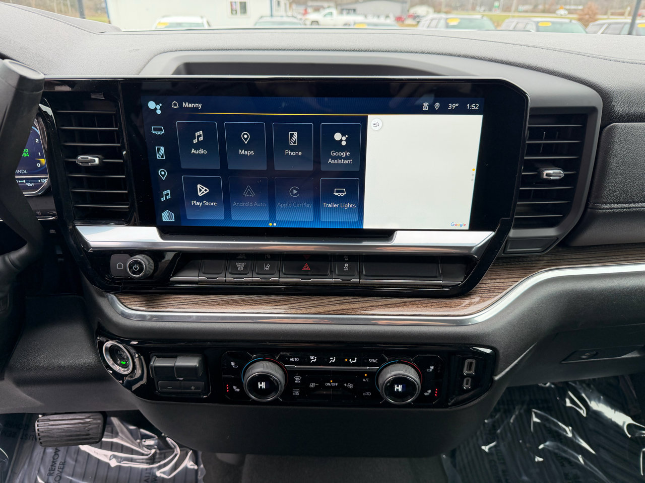 Used 2024 Chevrolet Silverado 3500 LT w/ Convenience Package image 27