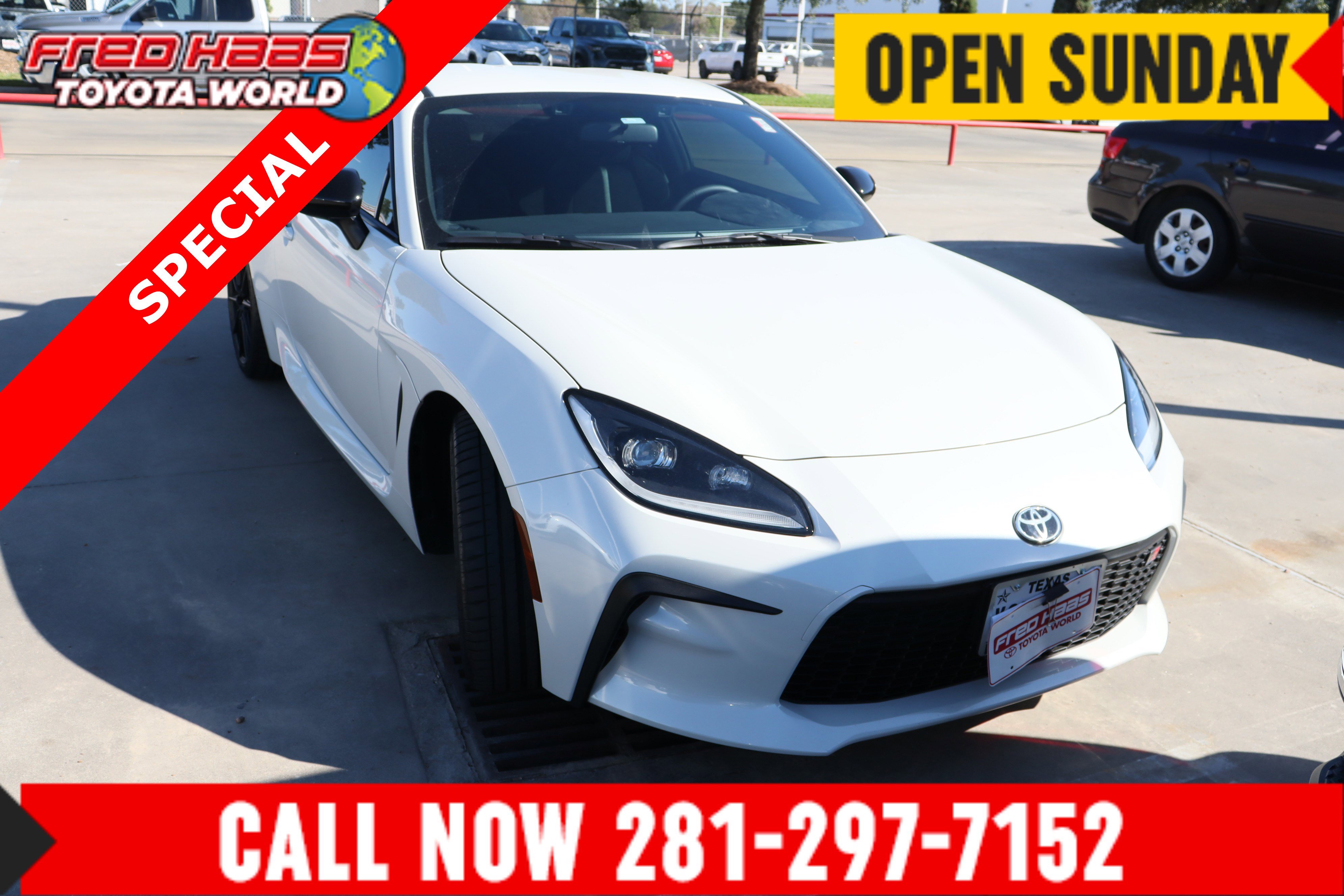 Used 2025 Toyota GR86 Premium image 1