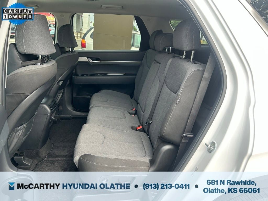 Used 2023 Hyundai Palisade SE AWD/4WD image 12
