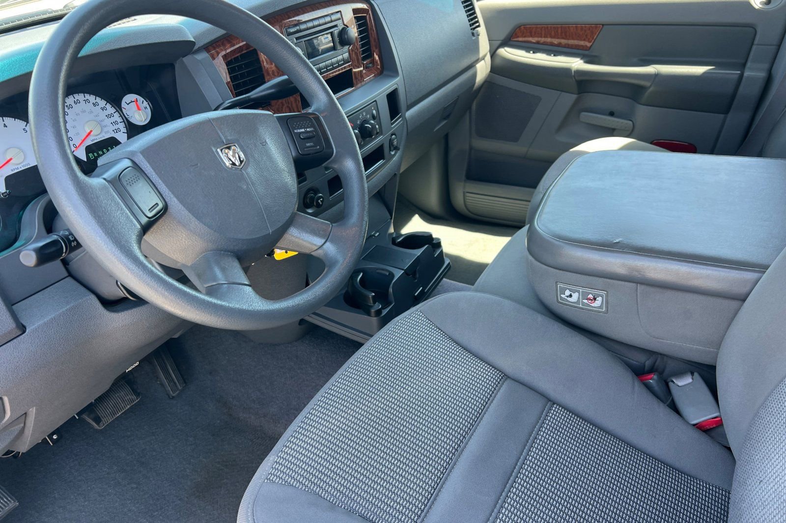Used 2006 Dodge Ram 1500 Truck SLT w/ Quad Cab Big Horn Value Group RWD image 10