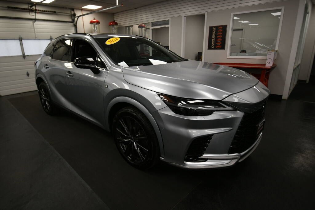 Used 2024 Lexus RX 350 F Sport w/ Convenience Package AWD/4WD image 2