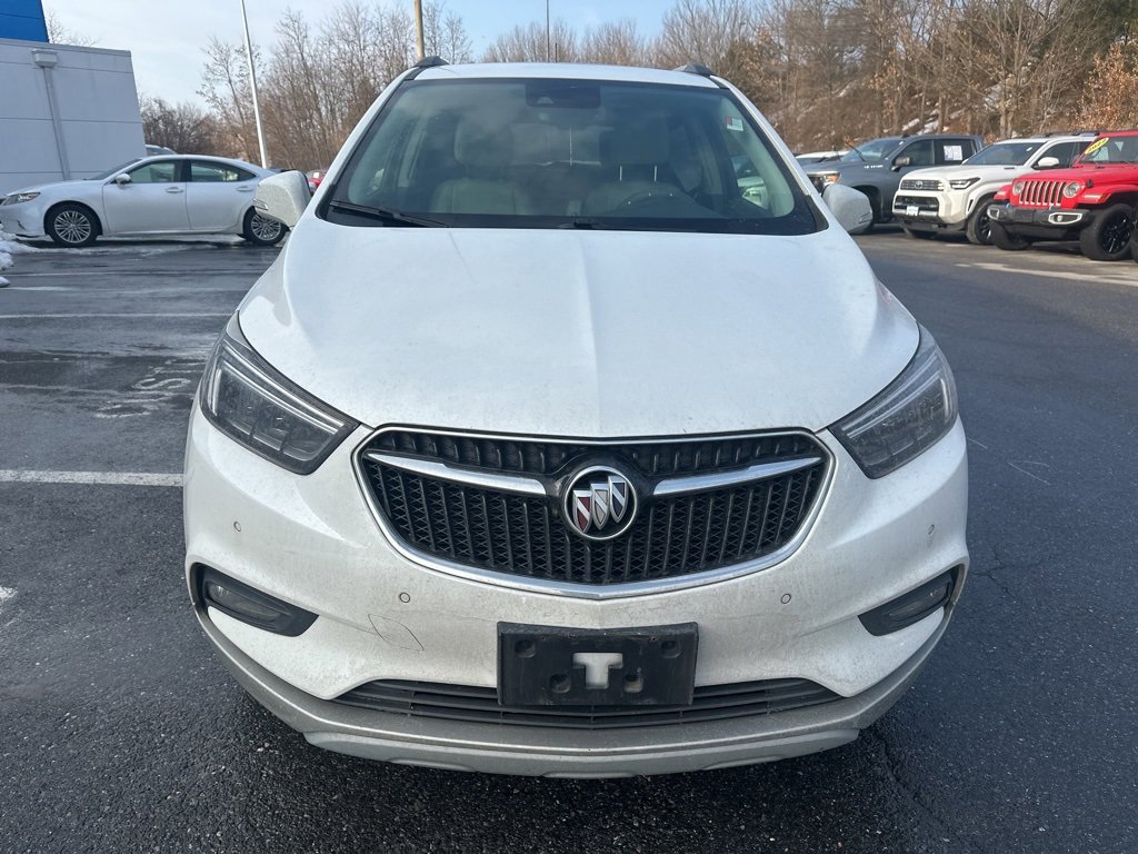 Used 2019 Buick Encore Essence w/ Experience Buick Package image 2