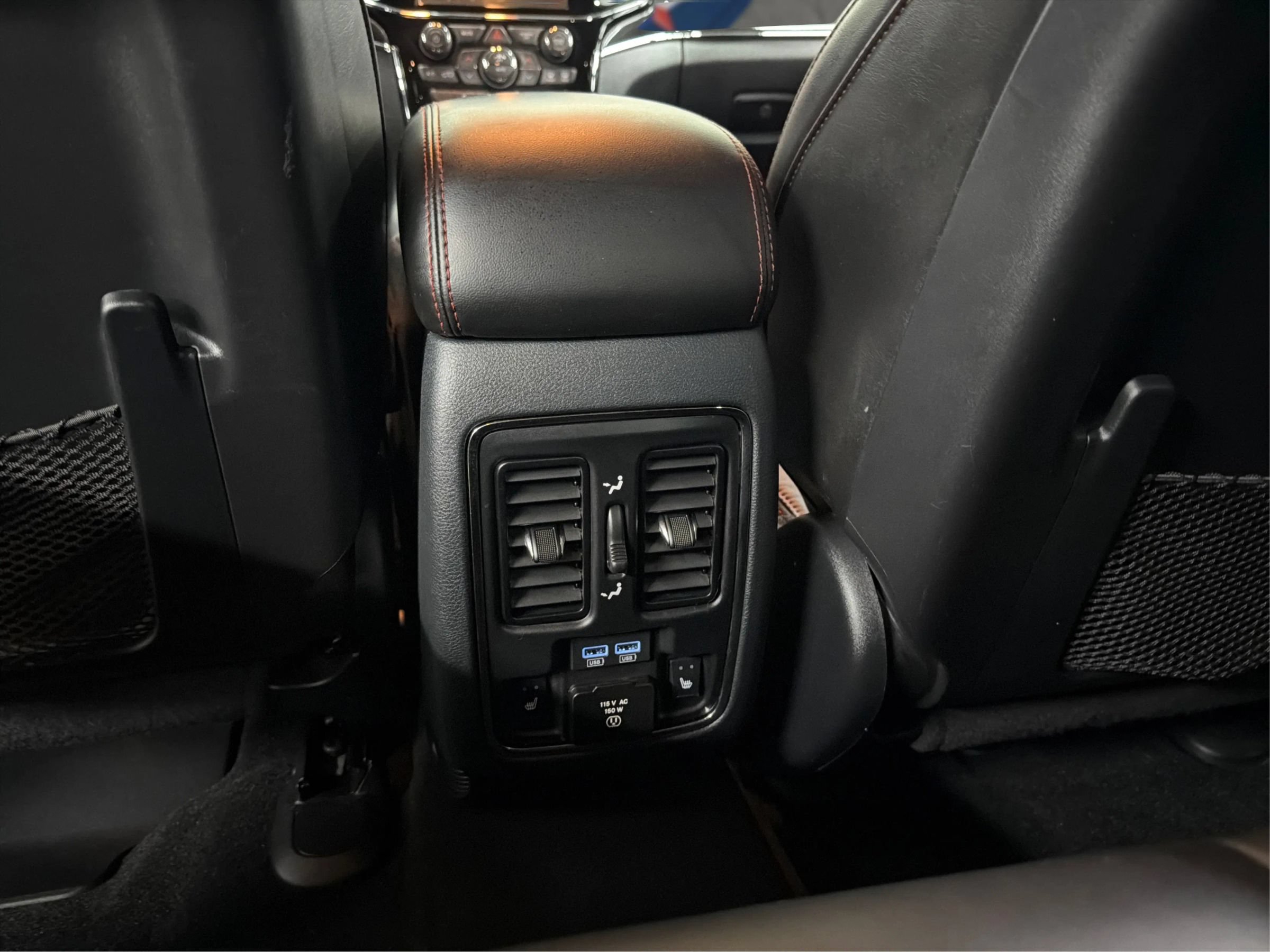 Used 2020 Jeep Grand Cherokee Trailhawk w/ Premium Lighting Group AWD/4WD image 29