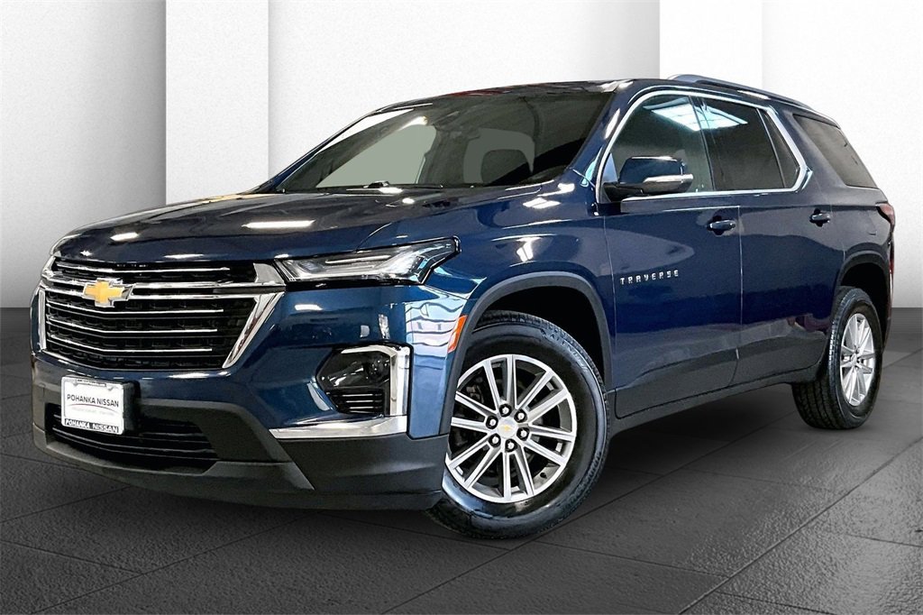 Used 2023 Chevrolet Traverse LT image 12