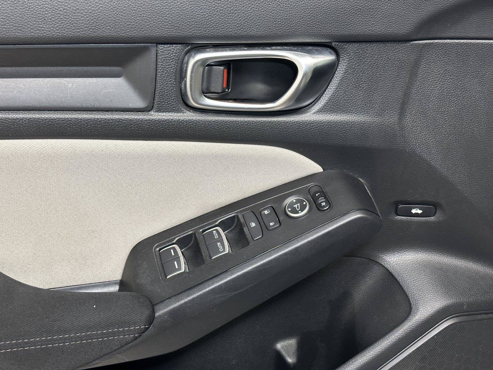 Used 2022 Honda Civic LX image 21