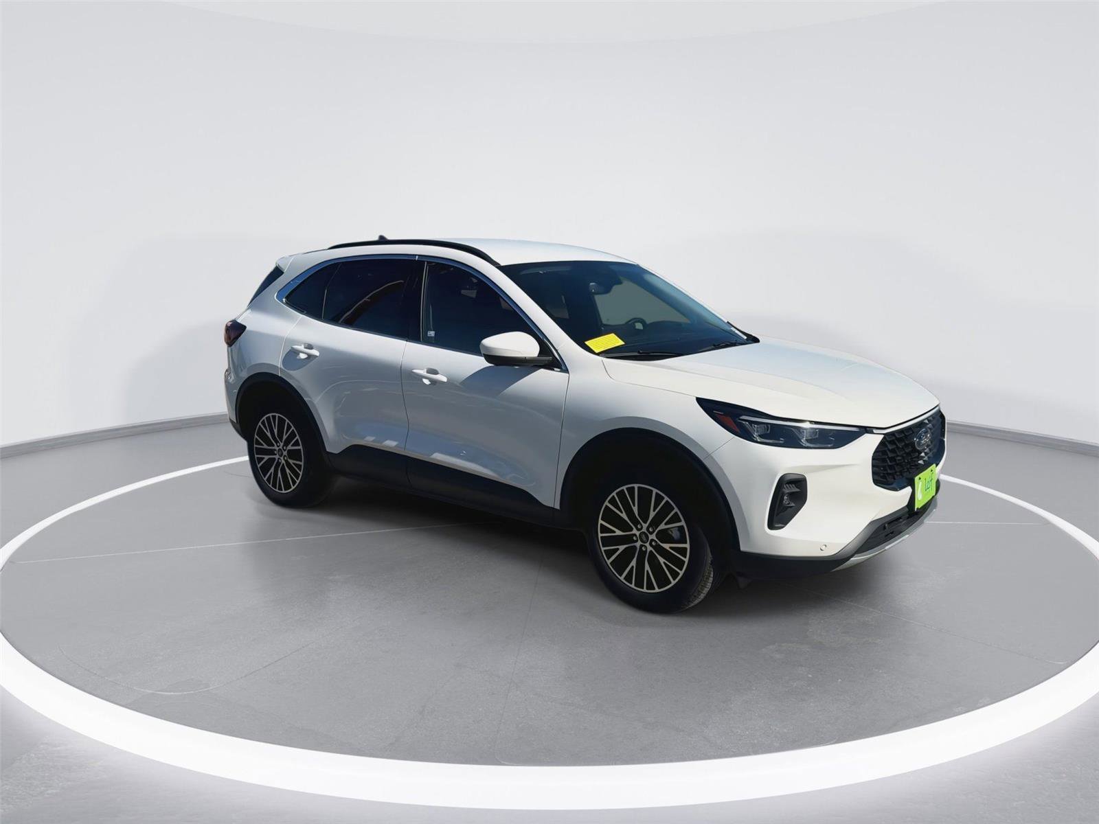New 2025 Ford Escape SE w/ PHEV Premium Package image 2