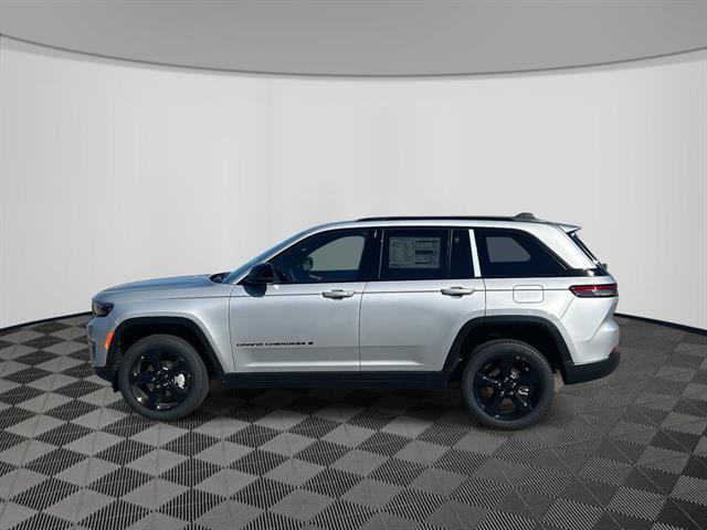 New 2025 Jeep Grand Cherokee Limited image 2