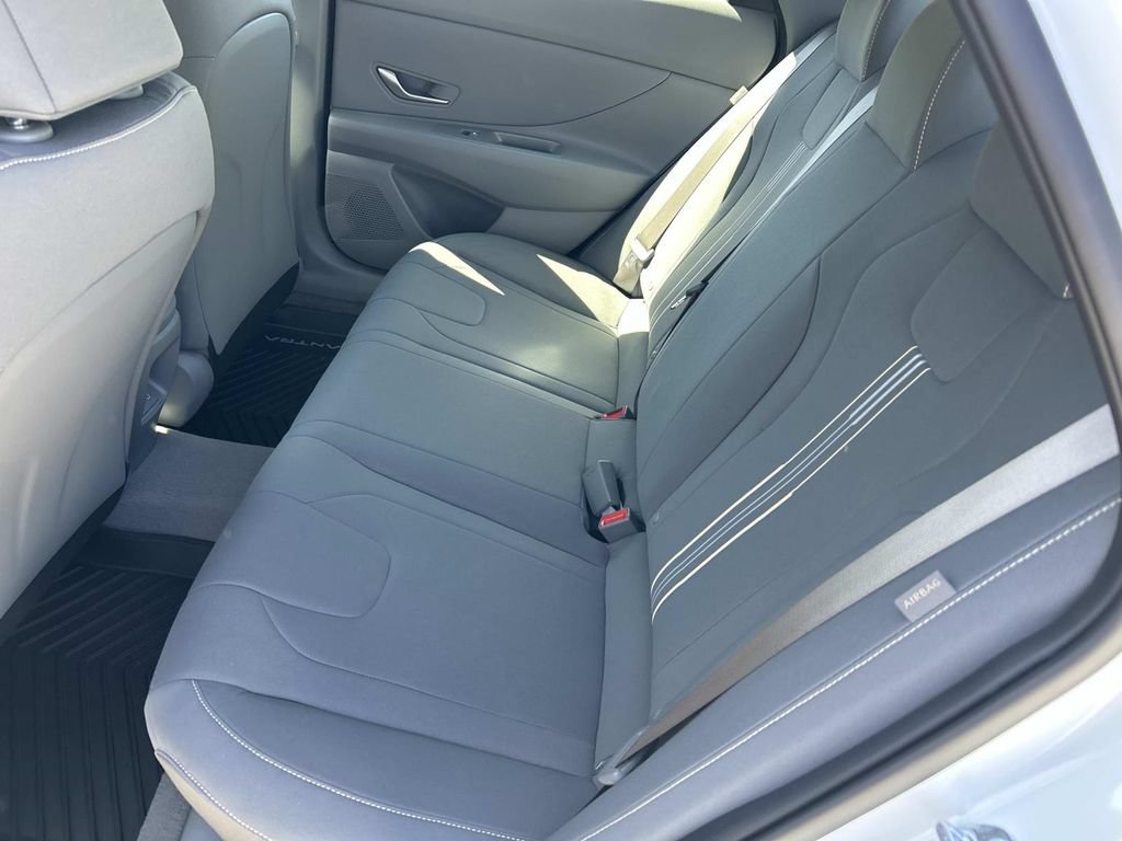 New 2026 Hyundai Elantra Sport FWD image 18