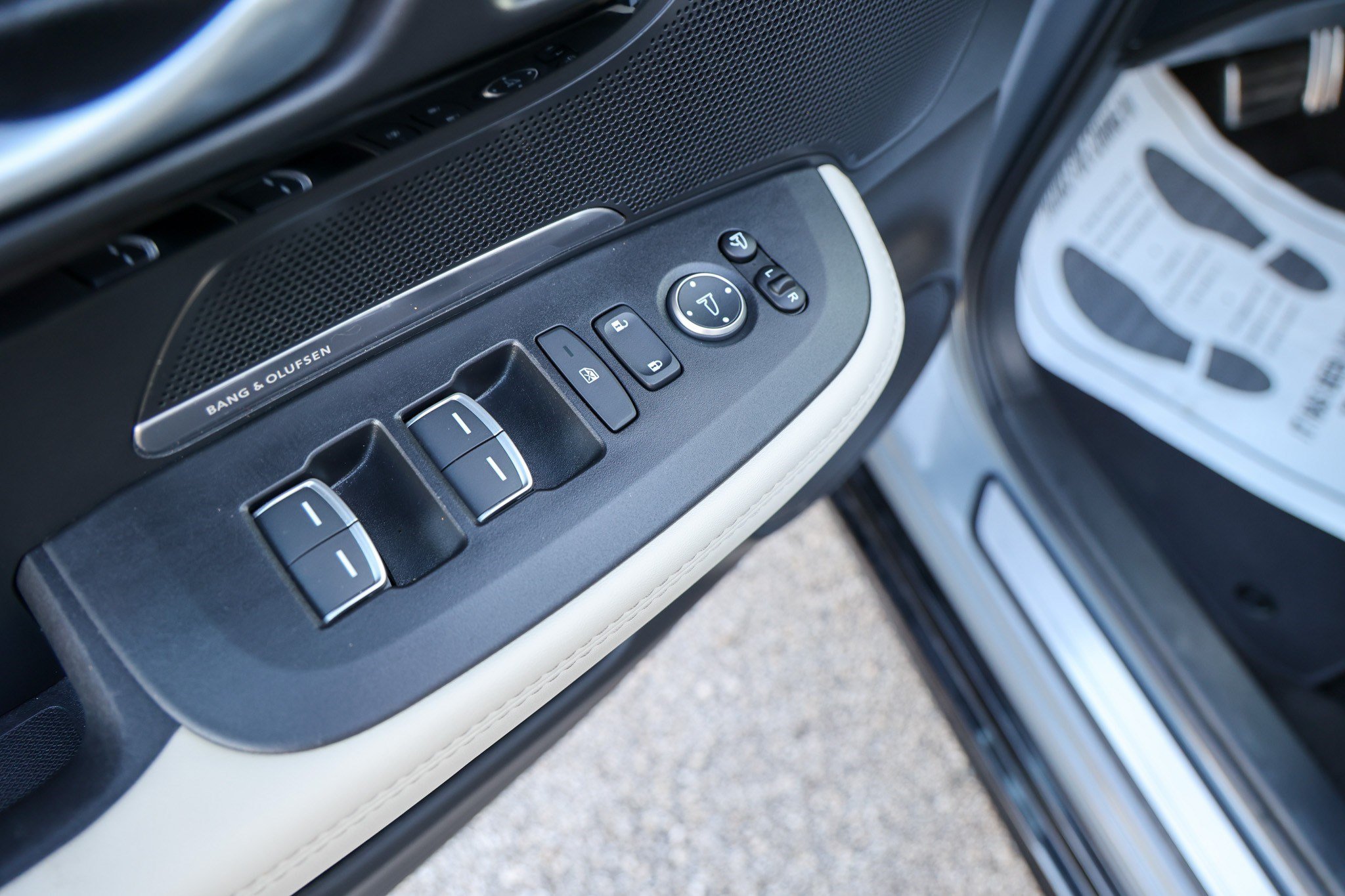 Used 2025 Acura ADX A-Spec FWD image 31