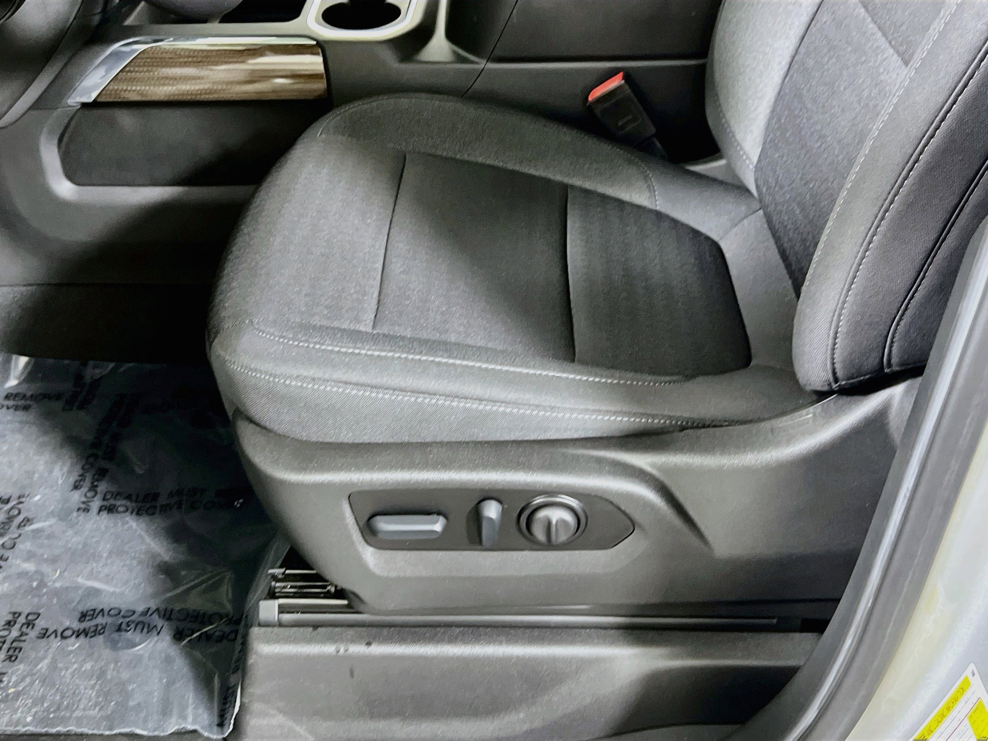 Used 2022 Chevrolet Silverado 1500 LT Trail Boss AWD/4WD image 18