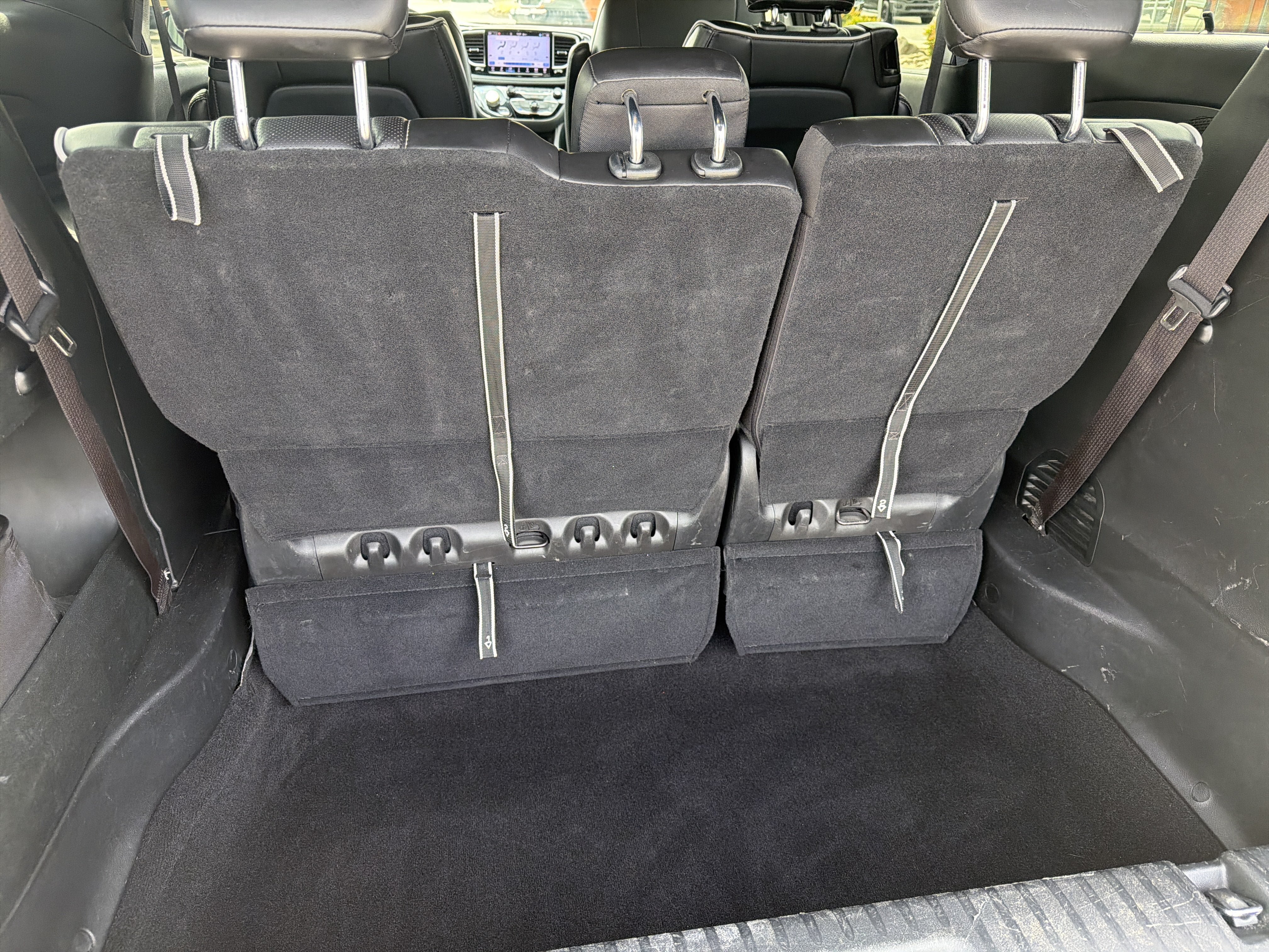 Used 2025 Chrysler Pacifica Limited FWD image 21