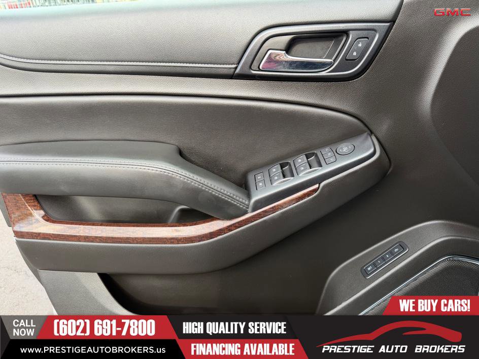 Used 2017 GMC Yukon SLT AWD/4WD image 21