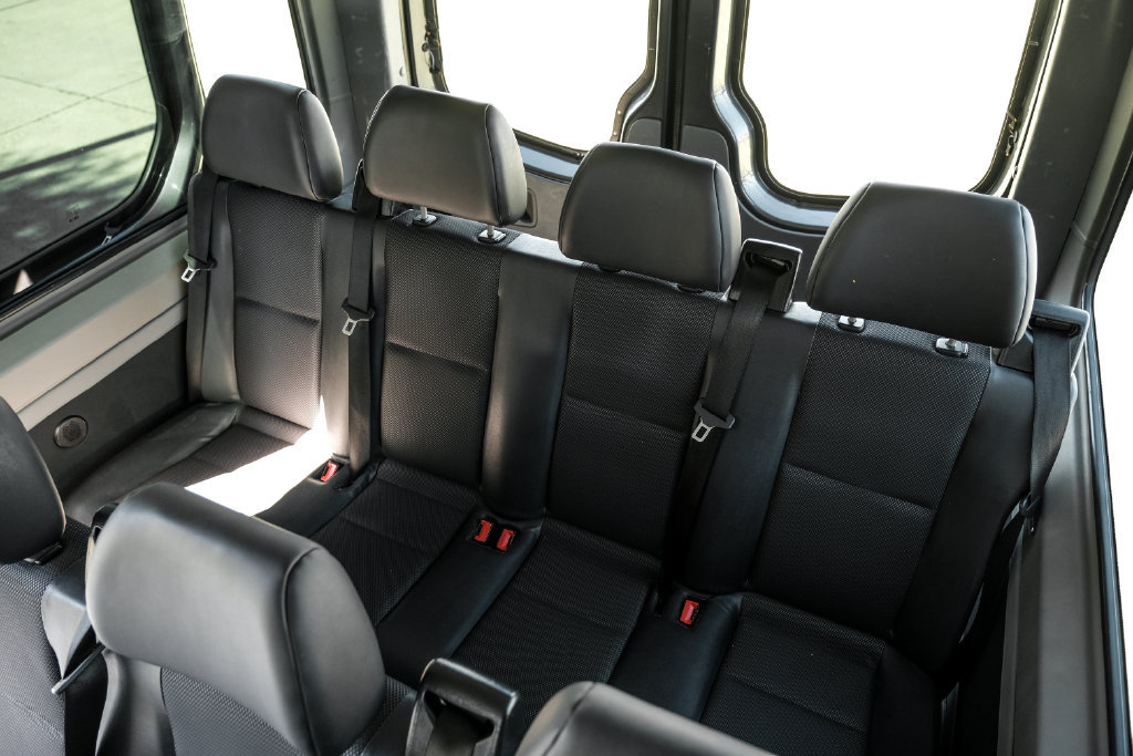Used 2015 Mercedes-Benz Sprinter 2500 image 48