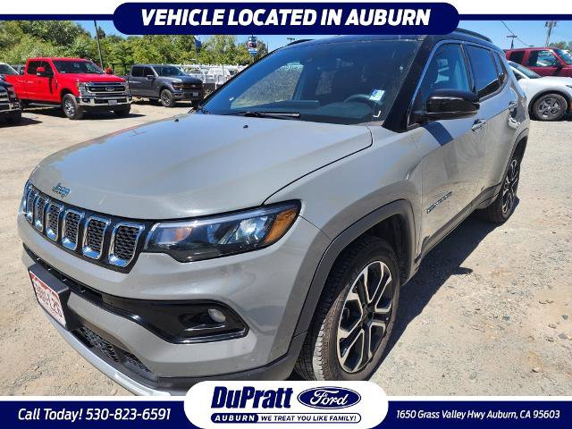 Used 2023 Jeep Compass Limited image 1