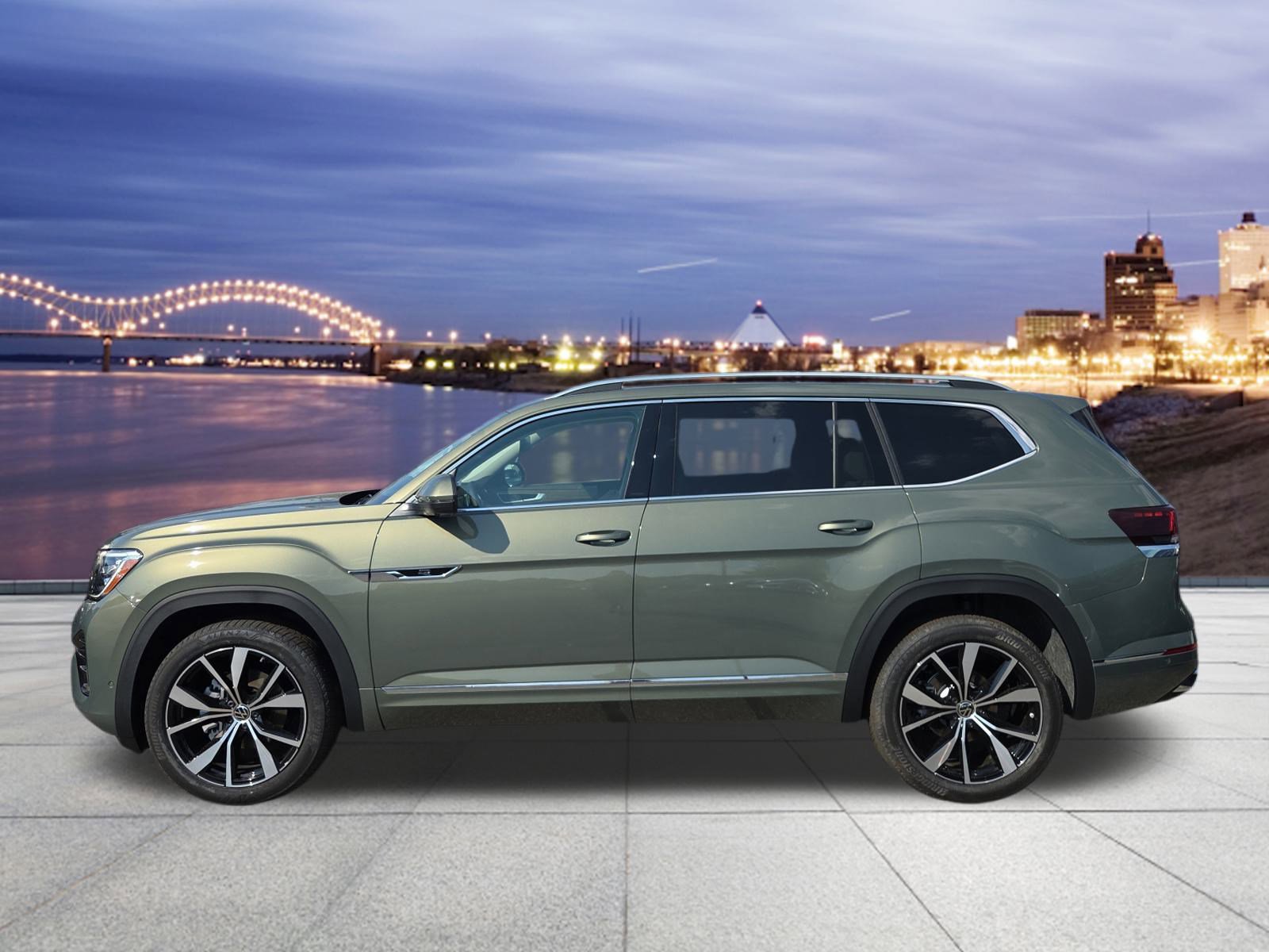 New 2026 Volkswagen Atlas SEL Premium R-Line image 2