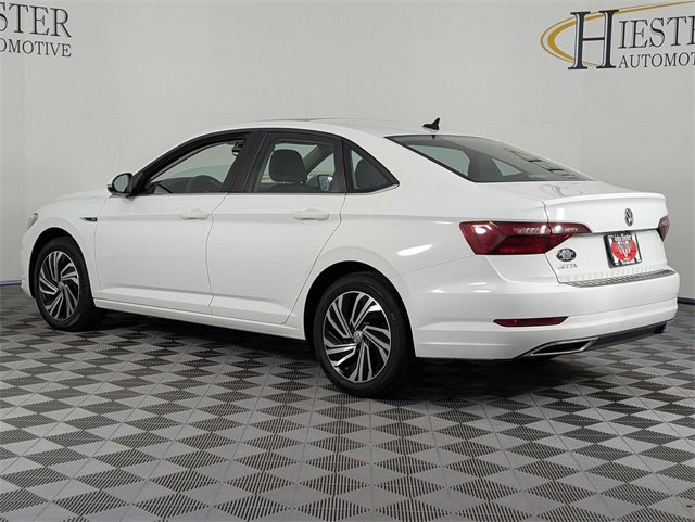 Used 2021 Volkswagen Jetta SEL Premium image 5