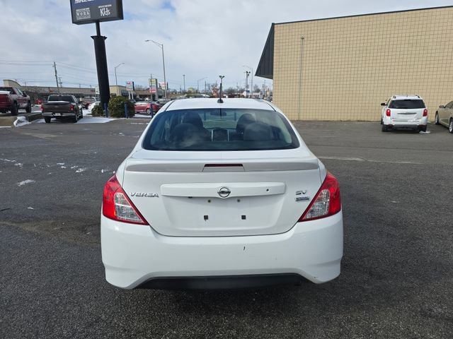 Used 2017 Nissan Versa SV w/ SV Special Edition Package image 6