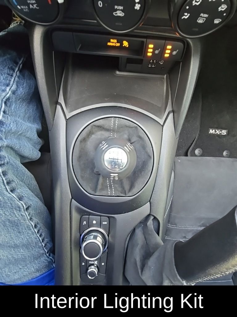 Used 2022 MAZDA MX-5 Miata Club w/ Brembo/BBS Recaro Package image 19