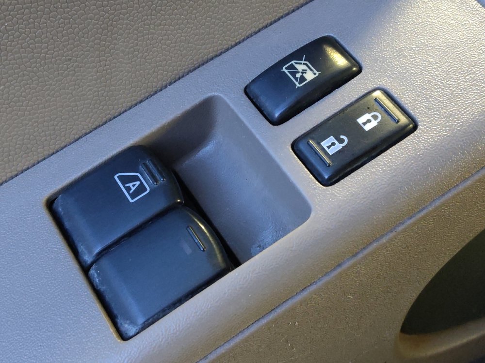 Used 2016 Nissan Frontier SV RWD image 27