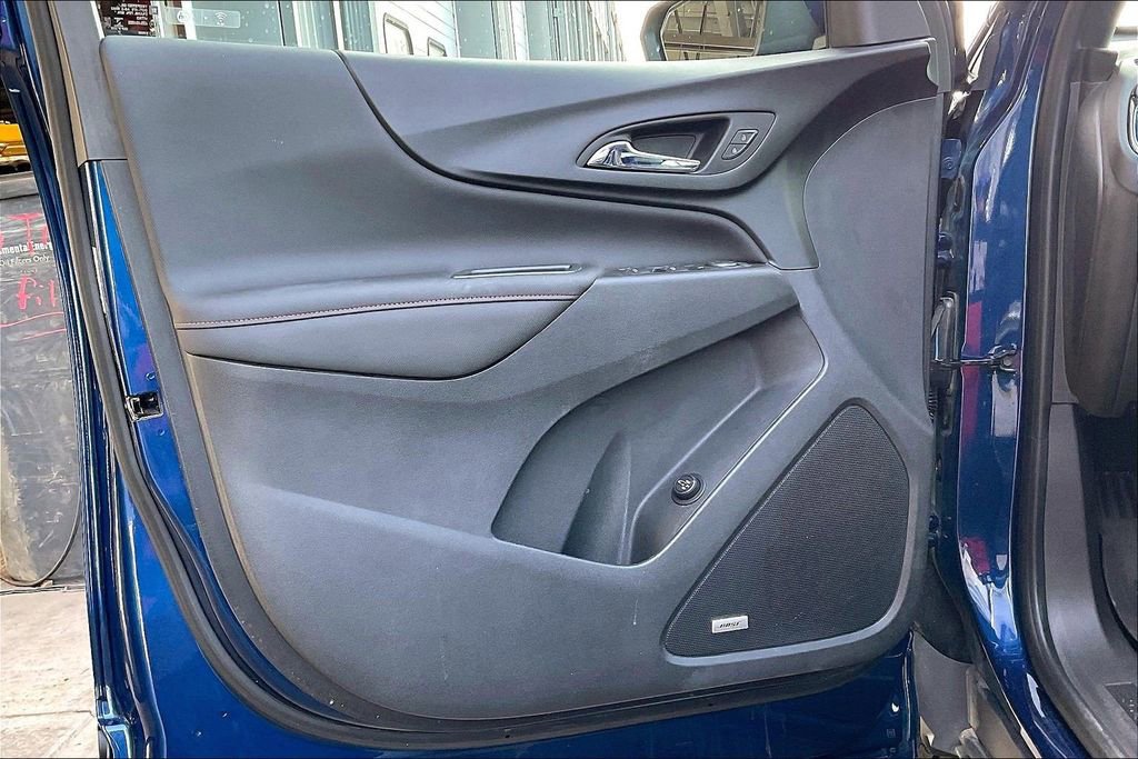Used 2022 Chevrolet Equinox RS w/ RS Leather Package FWD image 23