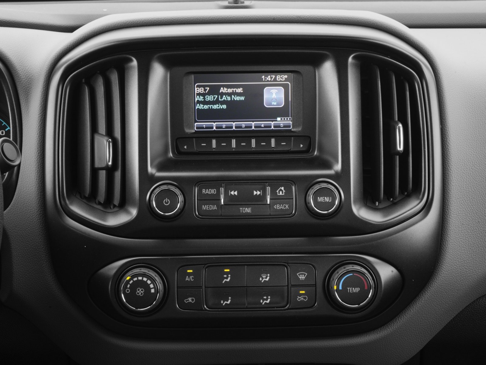 Used 2018 Chevrolet Colorado W/T image 10