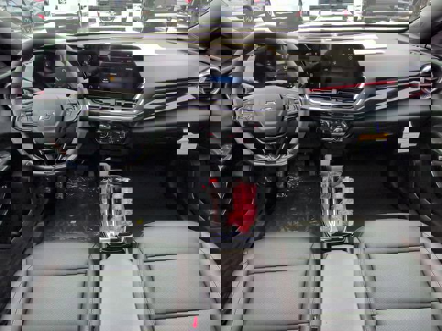 New 2026 Chevrolet Trax RS w/ Sunroof Package image 22