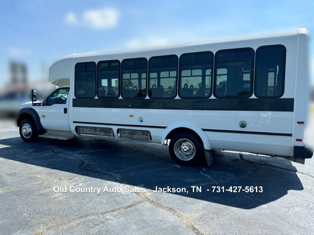Used 2012 Ford F550 Luxury w/ Payload Upgrade Pkg RWD image 5
