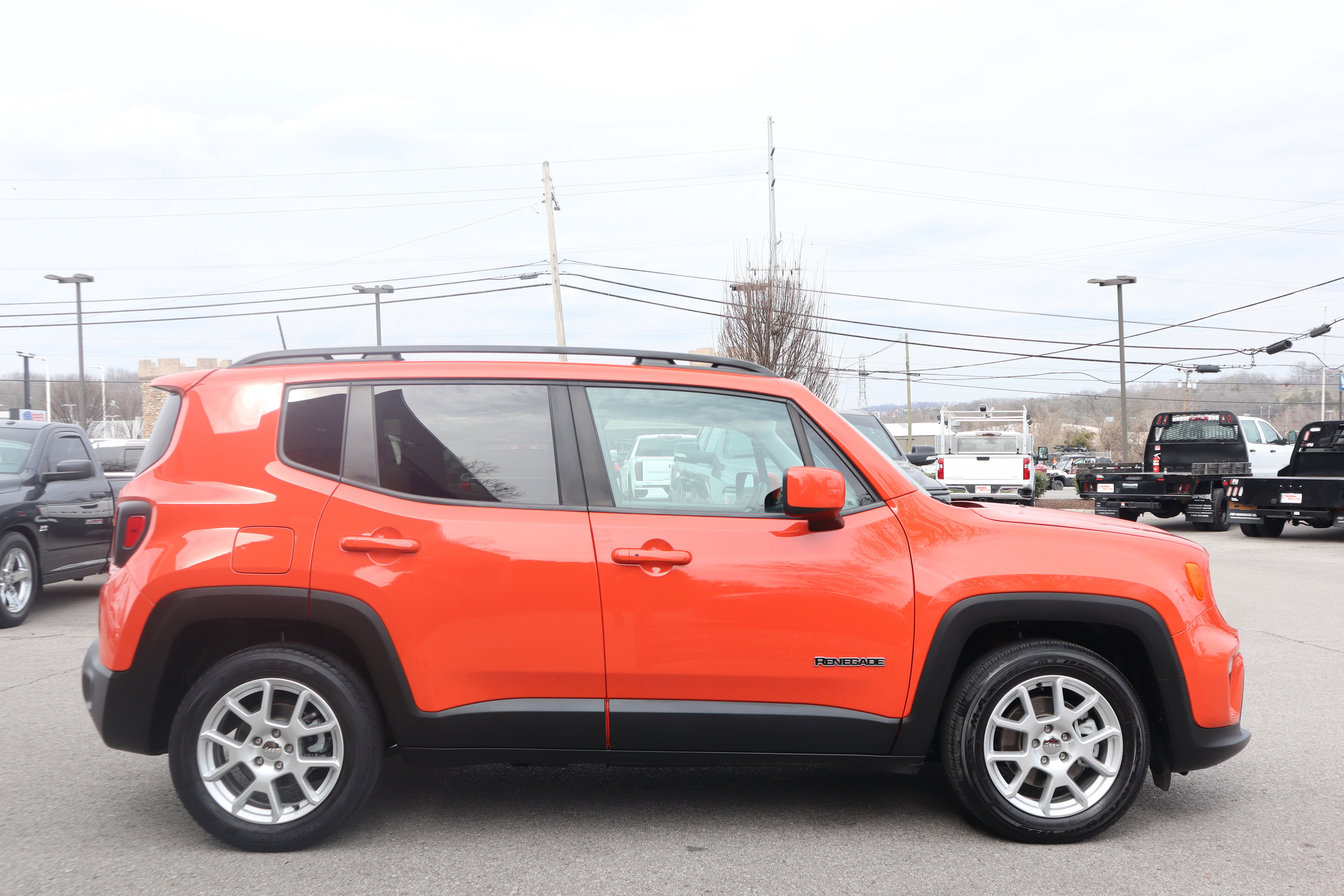 Used 2021 Jeep Renegade Latitude image 6