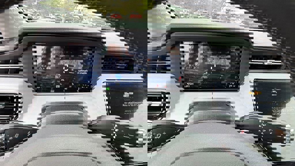 New 2027 Chevrolet Bolt LT w/ Comfort Package image 22