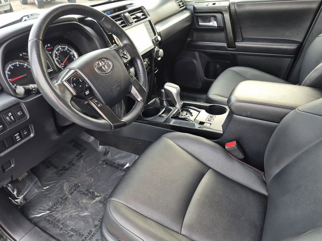 Used 2024 Toyota 4Runner TRD Off-Road Premium image 10