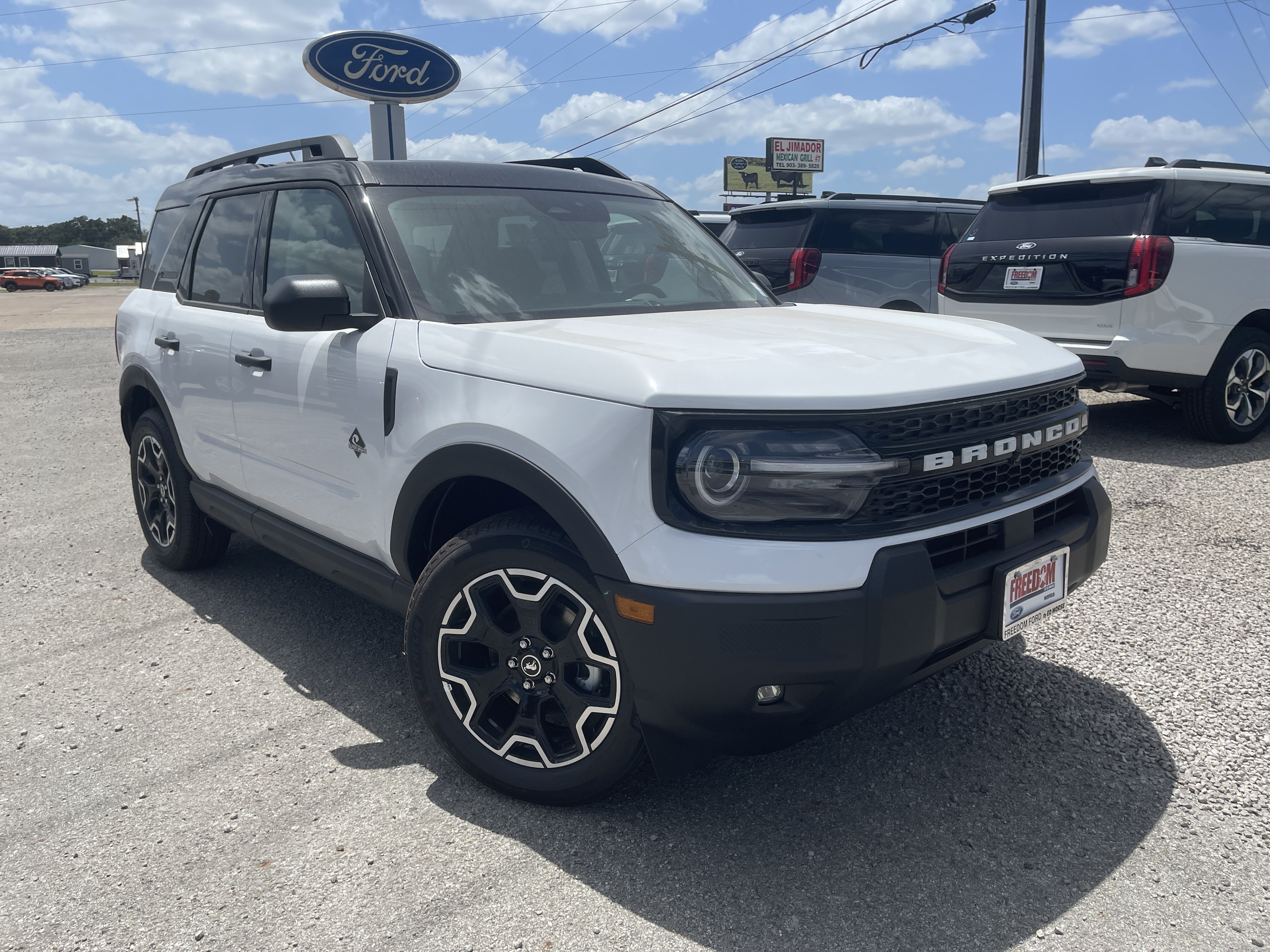 New 2026 Ford Bronco Sport Outer Banks AWD/4WD image 2