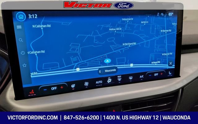 Used 2025 Ford Escape Platinum w/ Premium Technology Package image 9