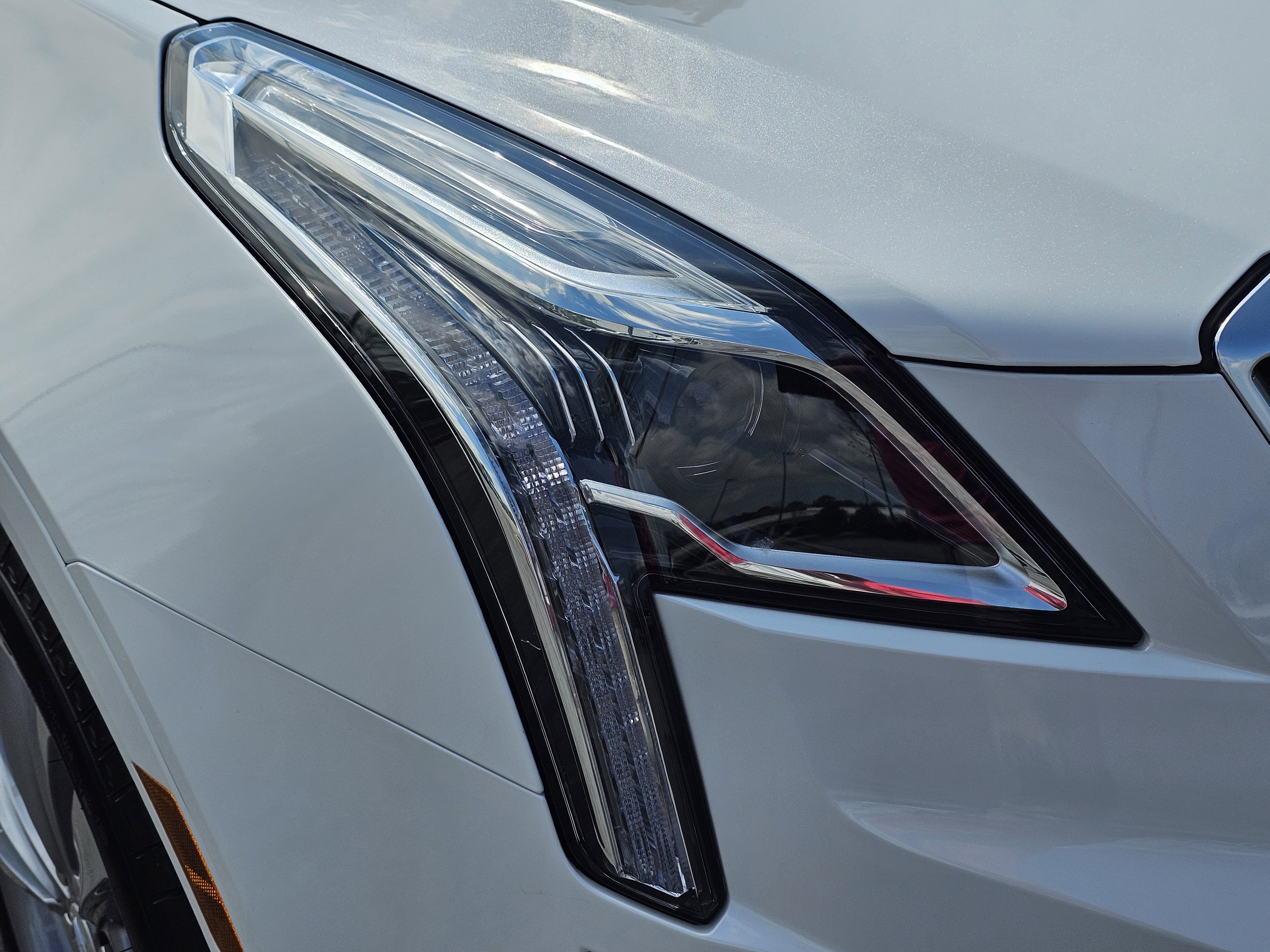 Used 2024 Cadillac XT5 Premium Luxury image 10