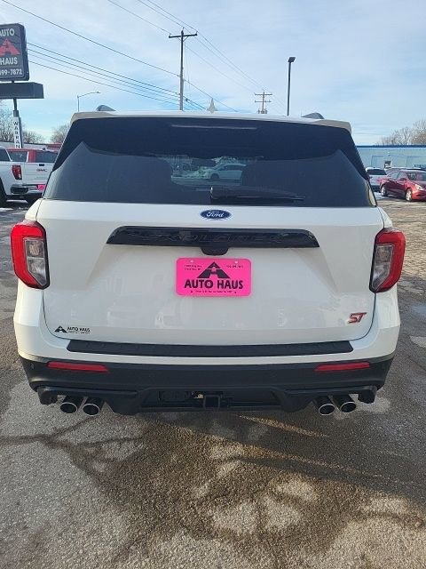 Used 2022 Ford Explorer ST w/ ST Street Pack image 10