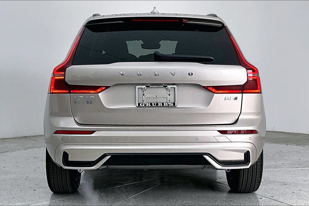 New 2026 Volvo XC60 B5 Core w/ Climate Package AWD/4WD image 5