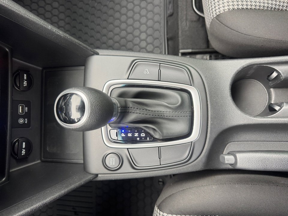 Used 2018 Hyundai Kona SE image 23