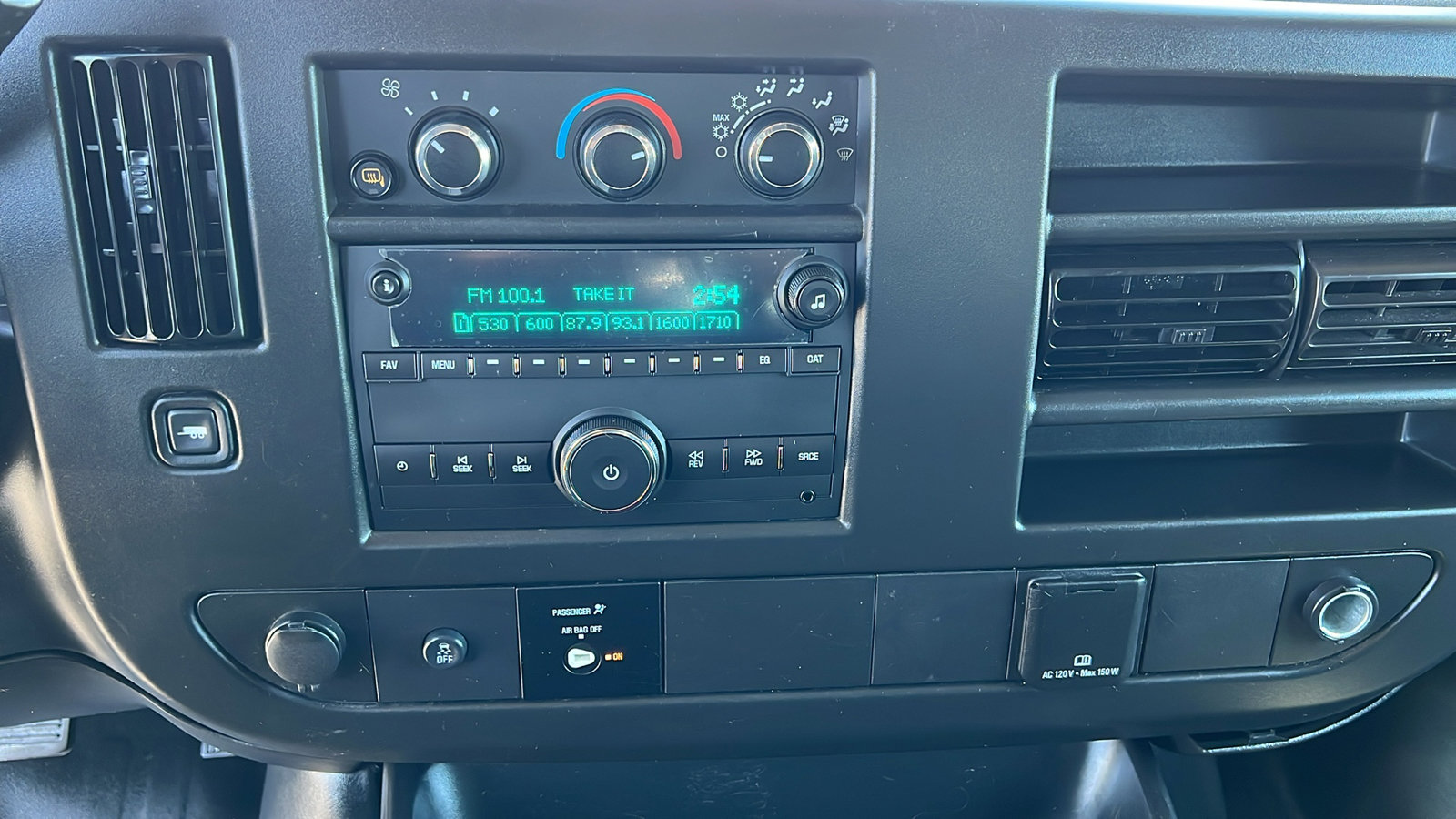 Certified 2023 Chevrolet Express 2500 w/ Driver Convenience Package image 21