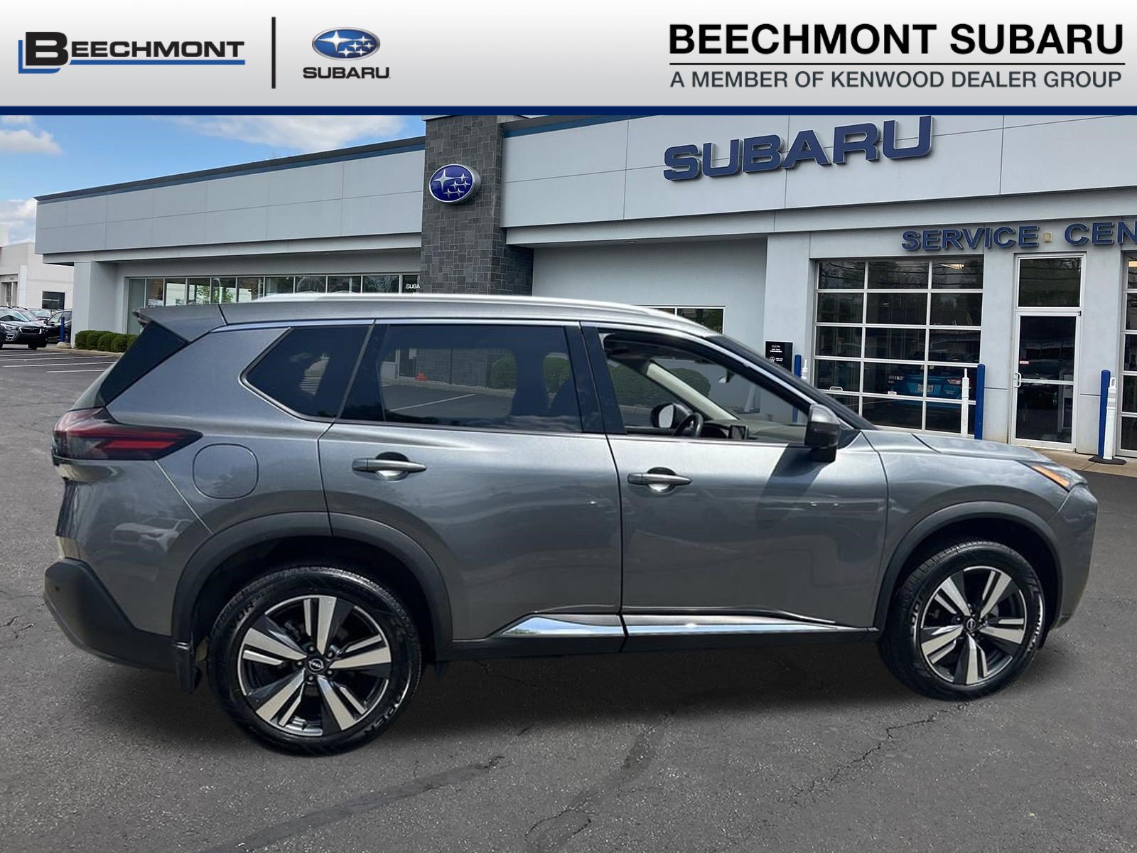 Used 2023 Nissan Rogue SL AWD/4WD image 8