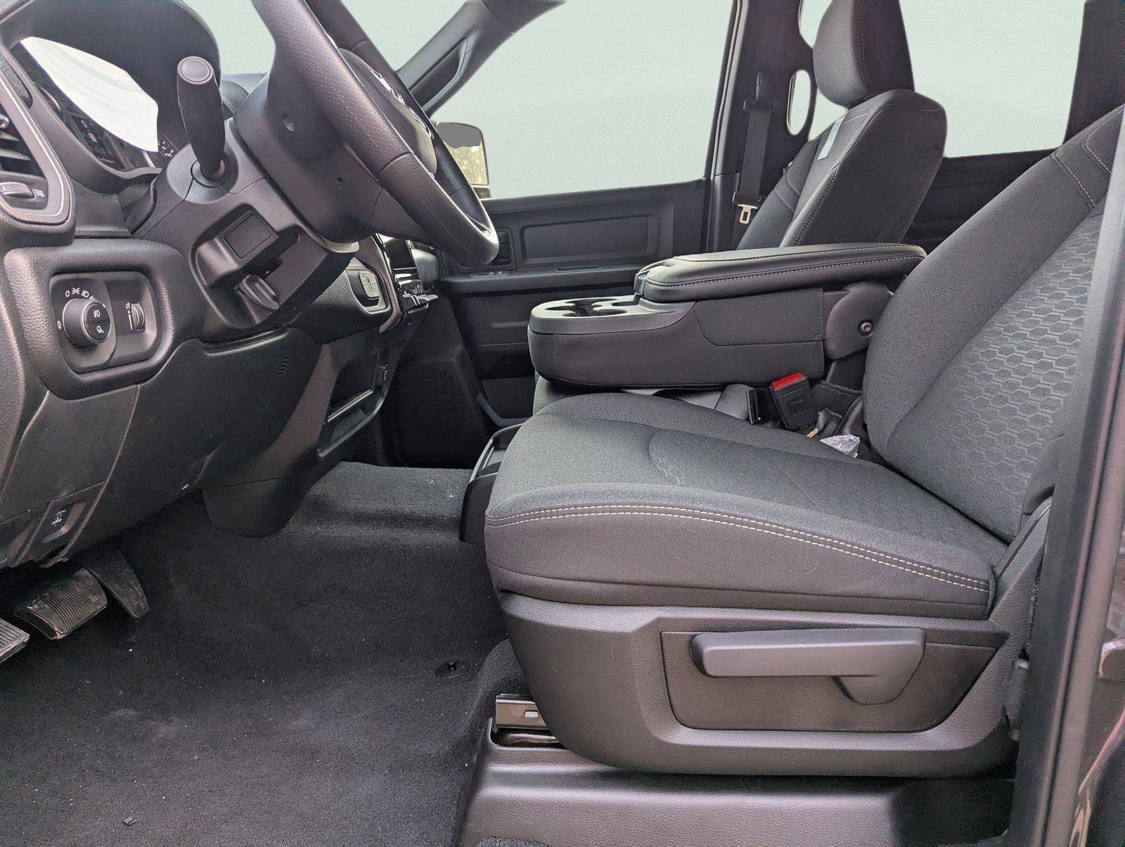 New 2026 RAM 2500 Tradesman AWD/4WD image 11