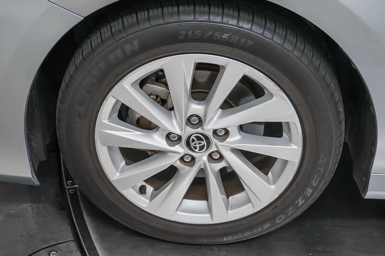 Used 2024 Toyota Camry LE FWD image 14