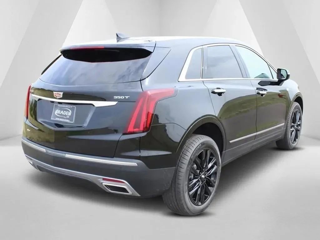 New 2025 Cadillac XT5 Premium Luxury AWD/4WD image 7