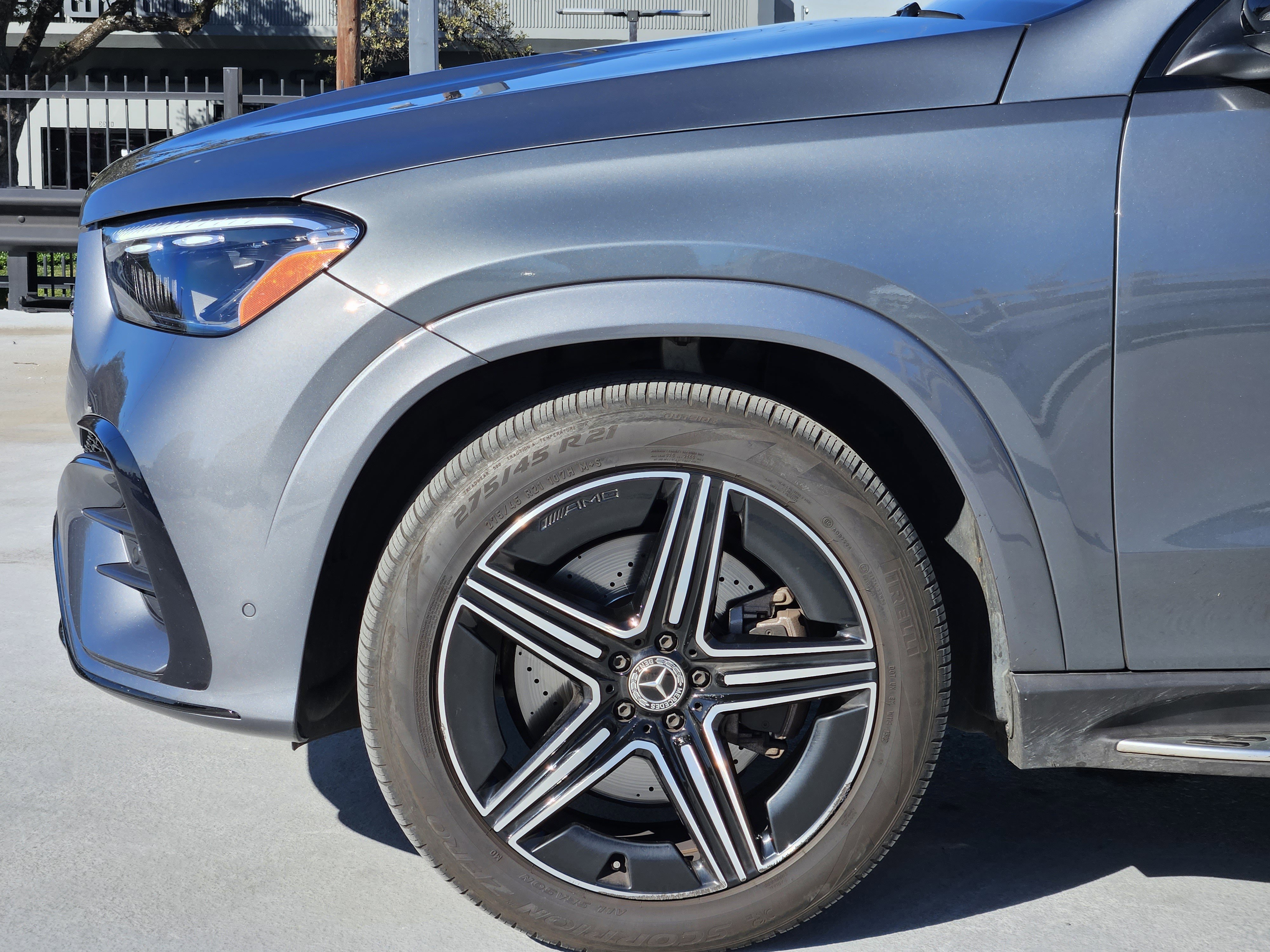 Used 2024 Mercedes-Benz GLE 450 4MATIC image 11