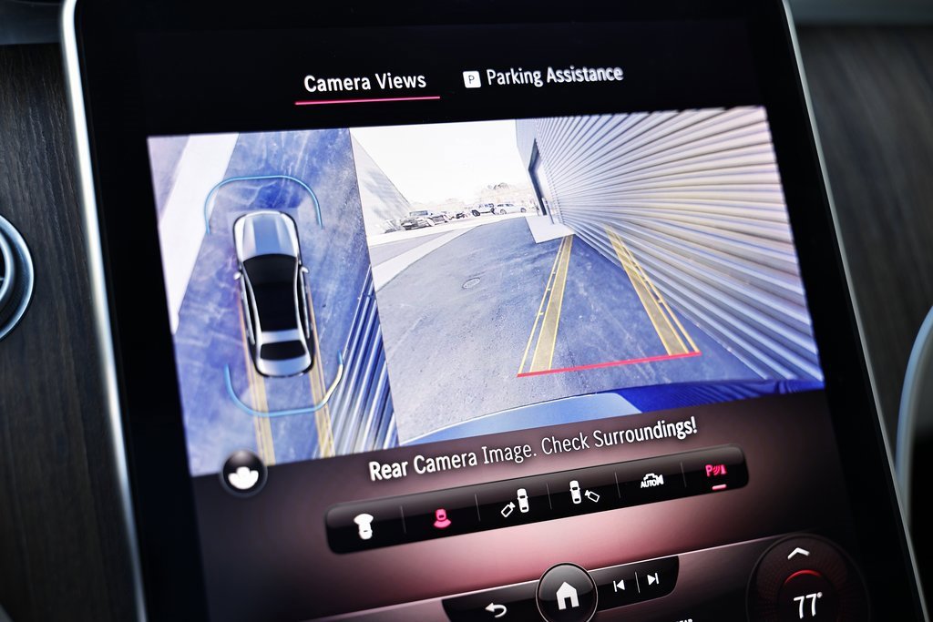 Used 2023 Mercedes-Benz C 300 4MATIC Sedan w/ Exclusive Trim Package image 39