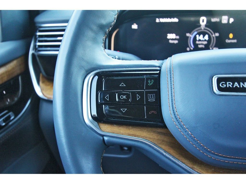 Used 2023 Jeep Grand Wagoneer Series II w/ Premium Group II AWD/4WD image 18
