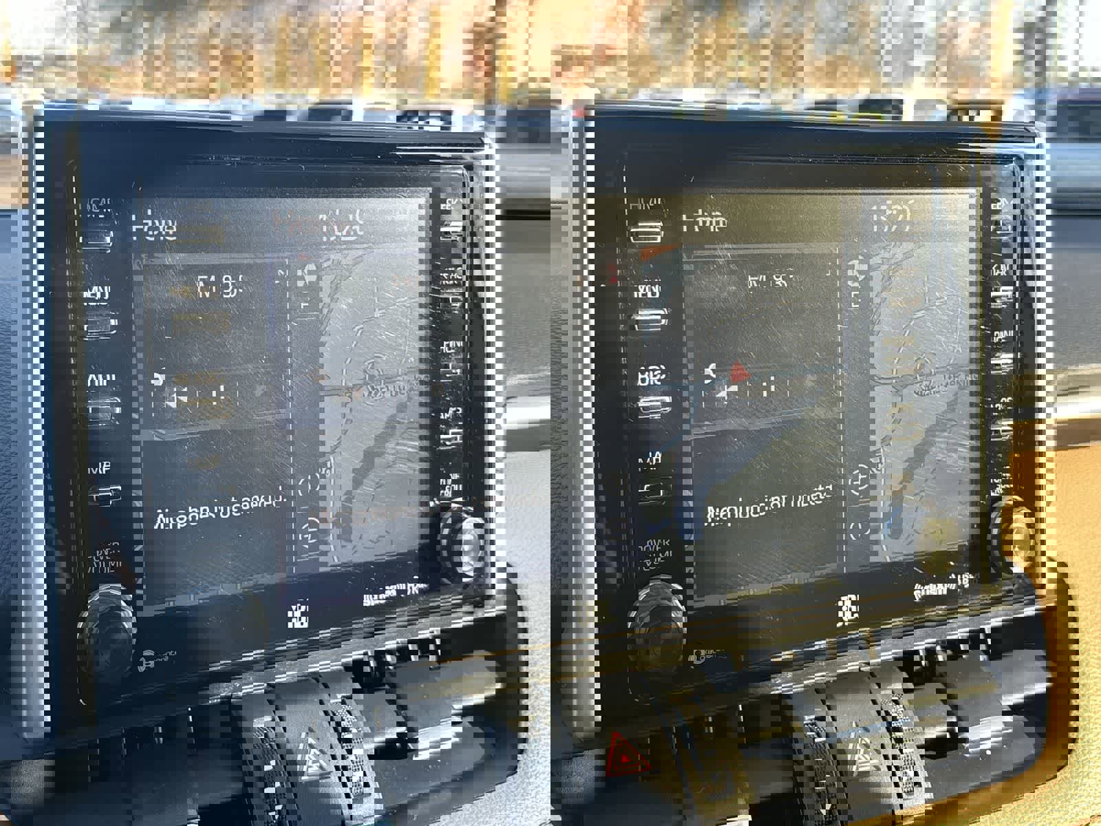 Used 2020 Toyota RAV4 Limited image 18