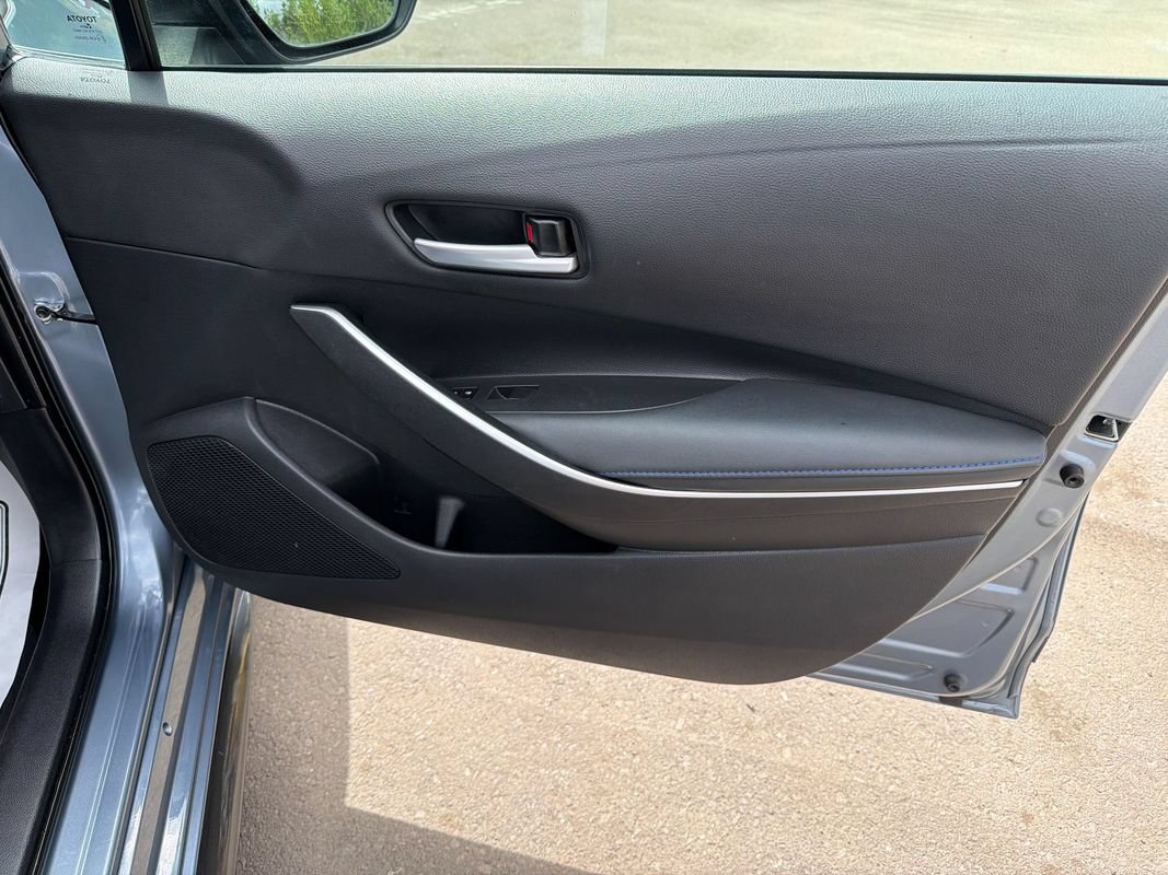 Used 2021 Toyota Corolla SE FWD image 17