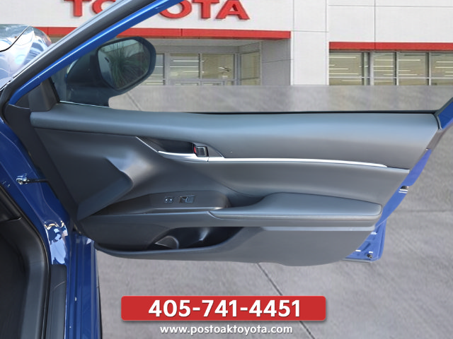 Used 2023 Toyota Camry XSE FWD image 30