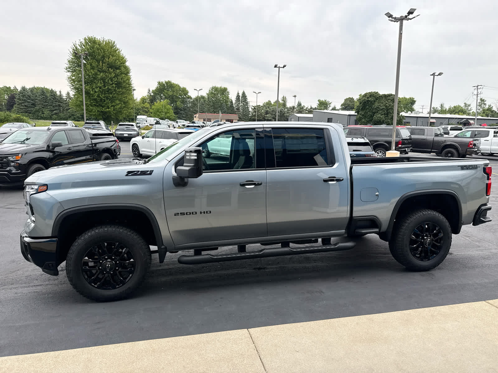New 2026 Chevrolet Silverado 2500 LTZ w/ LTZ Plus Package AWD/4WD image 8